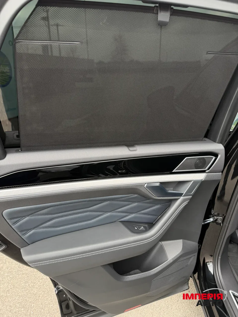 Volkswagen Touareg - фото 16