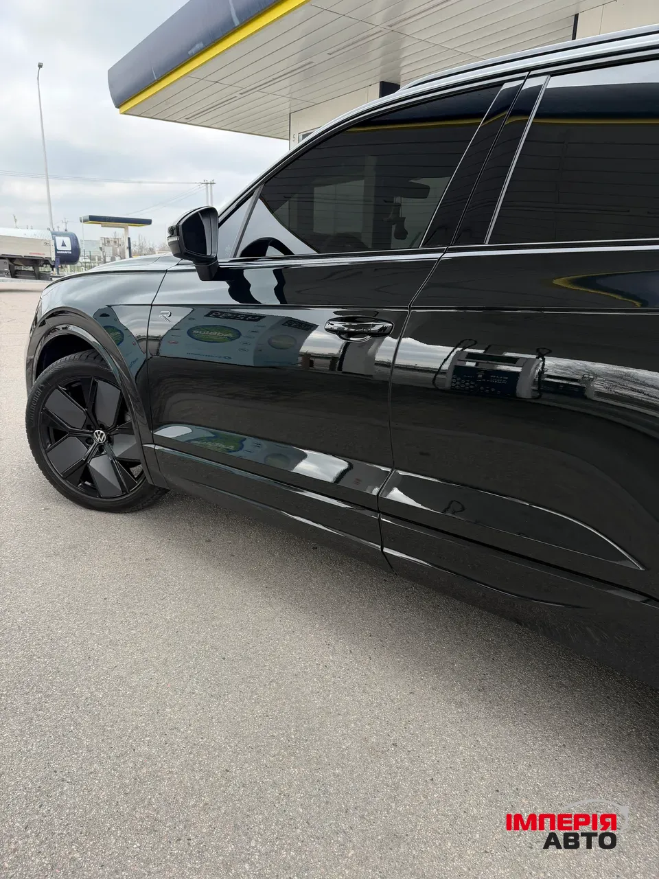 Volkswagen Touareg - фото 13