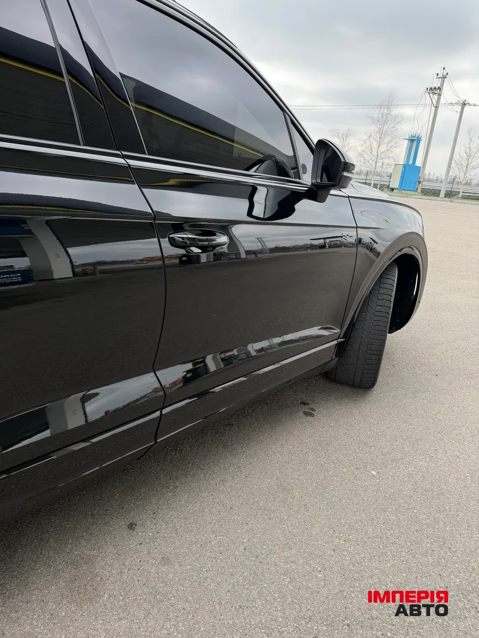 Volkswagen Touareg - фото 5