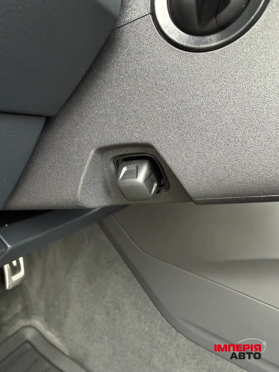 Volkswagen Touareg - фото 27