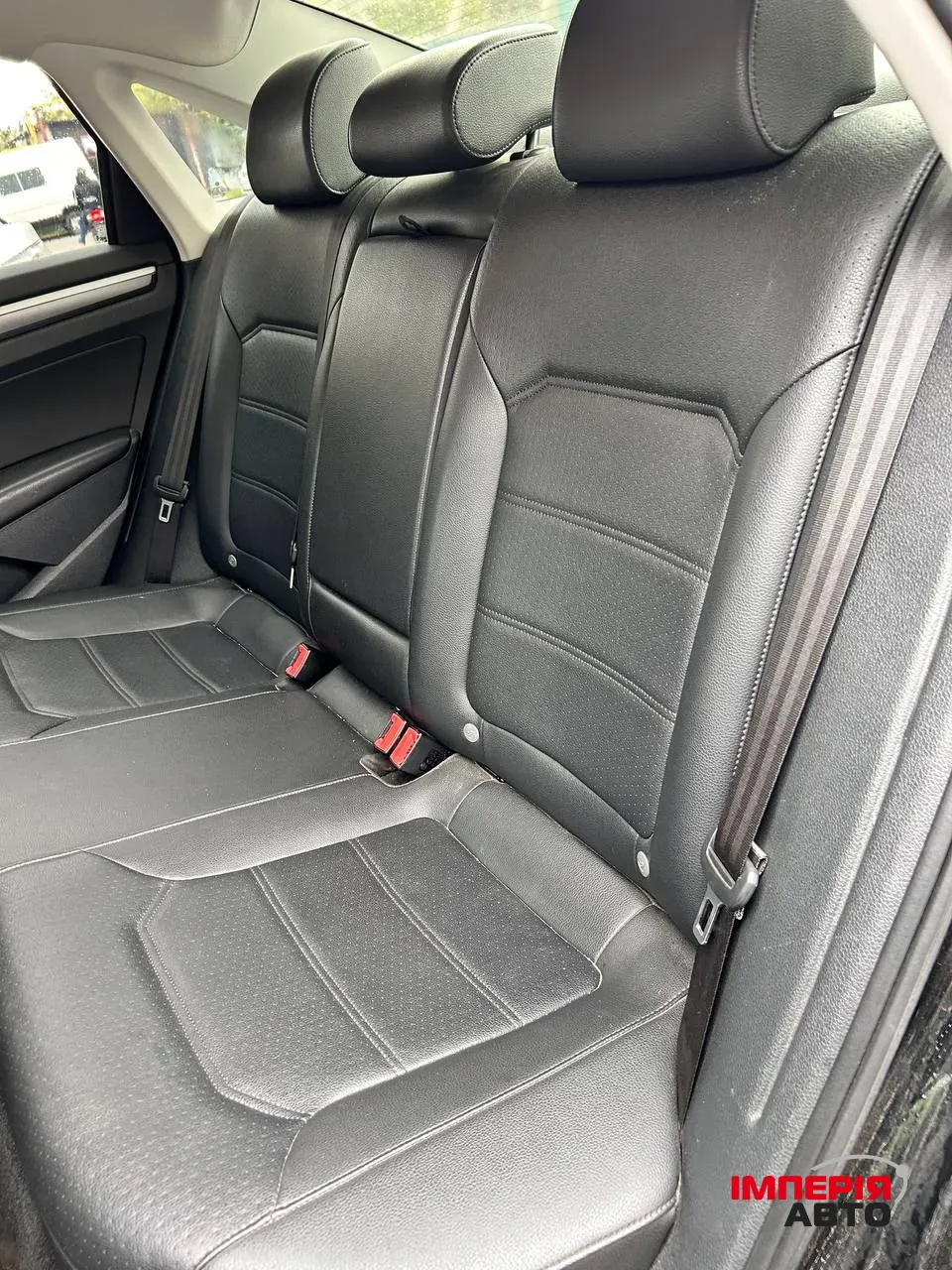 Volkswagen Passat - фото 10