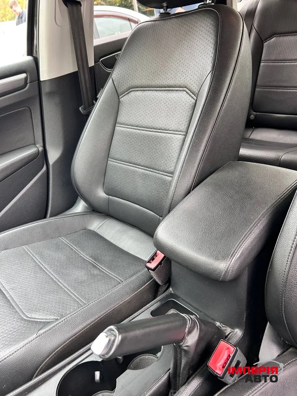 Volkswagen Passat - фото 5