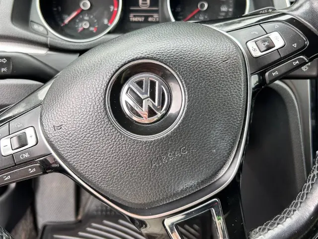 Volkswagen Passat - фото 4