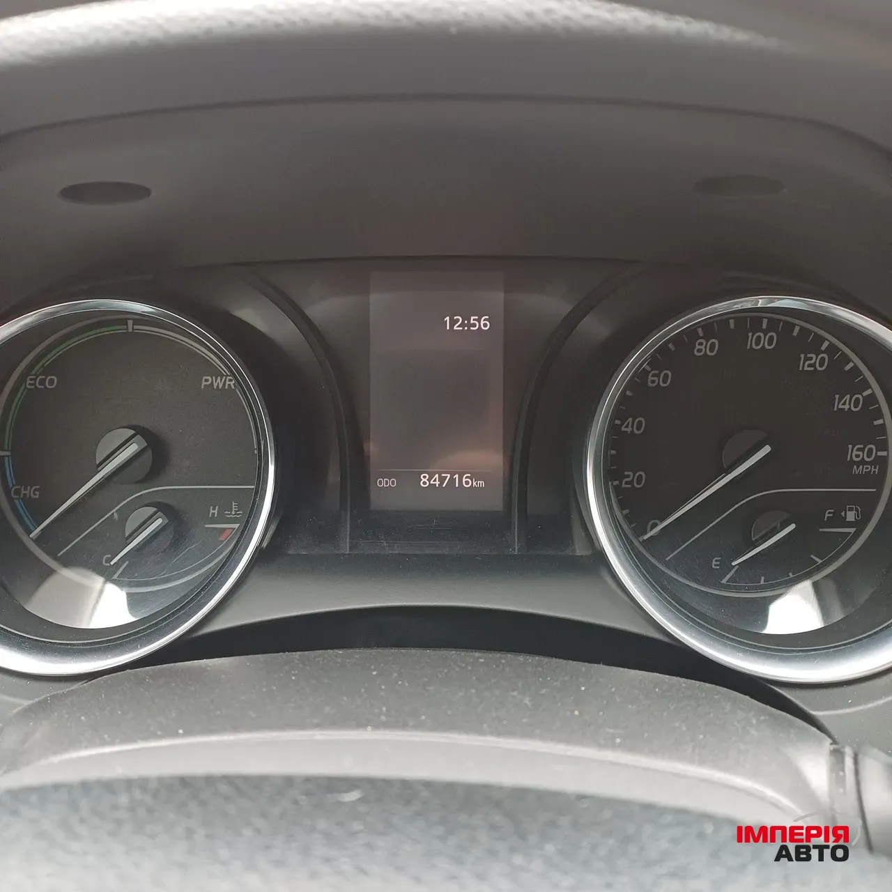 Toyota Camry - фото 4