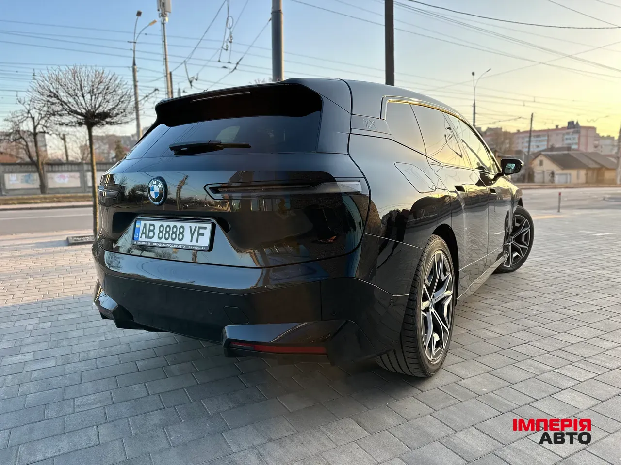 BMW iX - фото 4