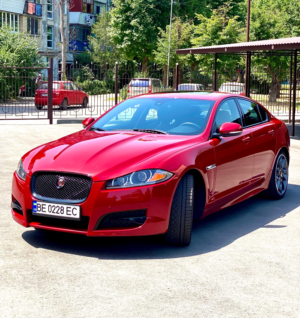 Jaguar XF - фото 1