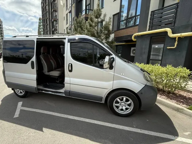 Opel Vivaro - фото 2