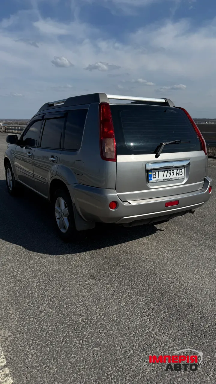 Nissan X-Trail - фото 4