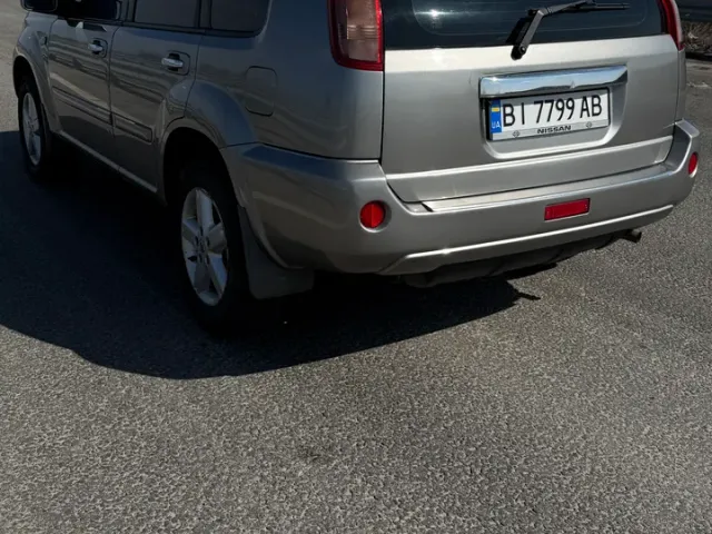 Nissan X-Trail - фото 4