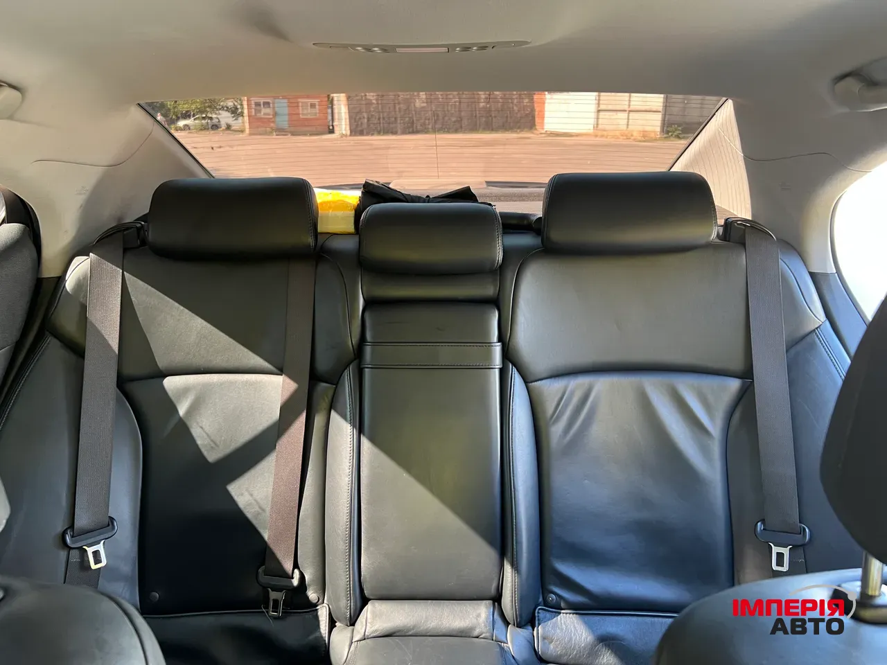 Lexus IS - фото 12