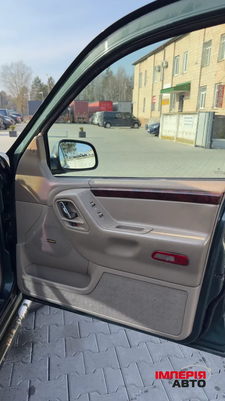 Jeep Grand Cherokee - фото 26