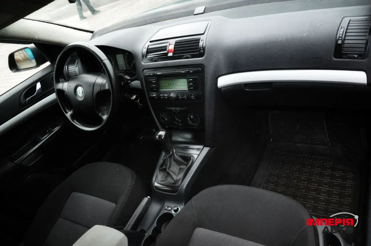 Skoda Octavia - фото 7