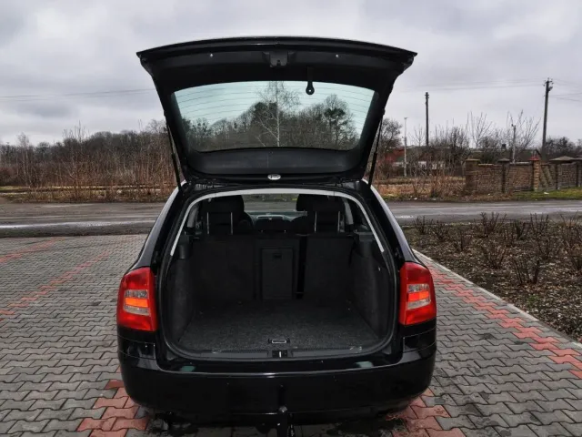 Skoda Octavia - фото 3