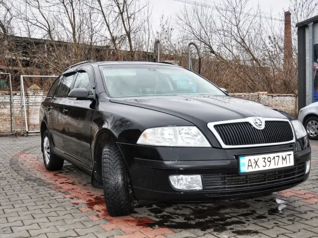 Skoda Octavia - фото 5