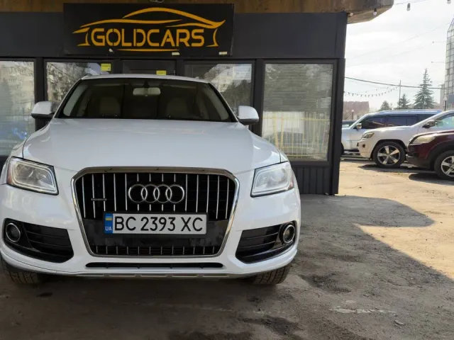 Audi Q5 - фото 1