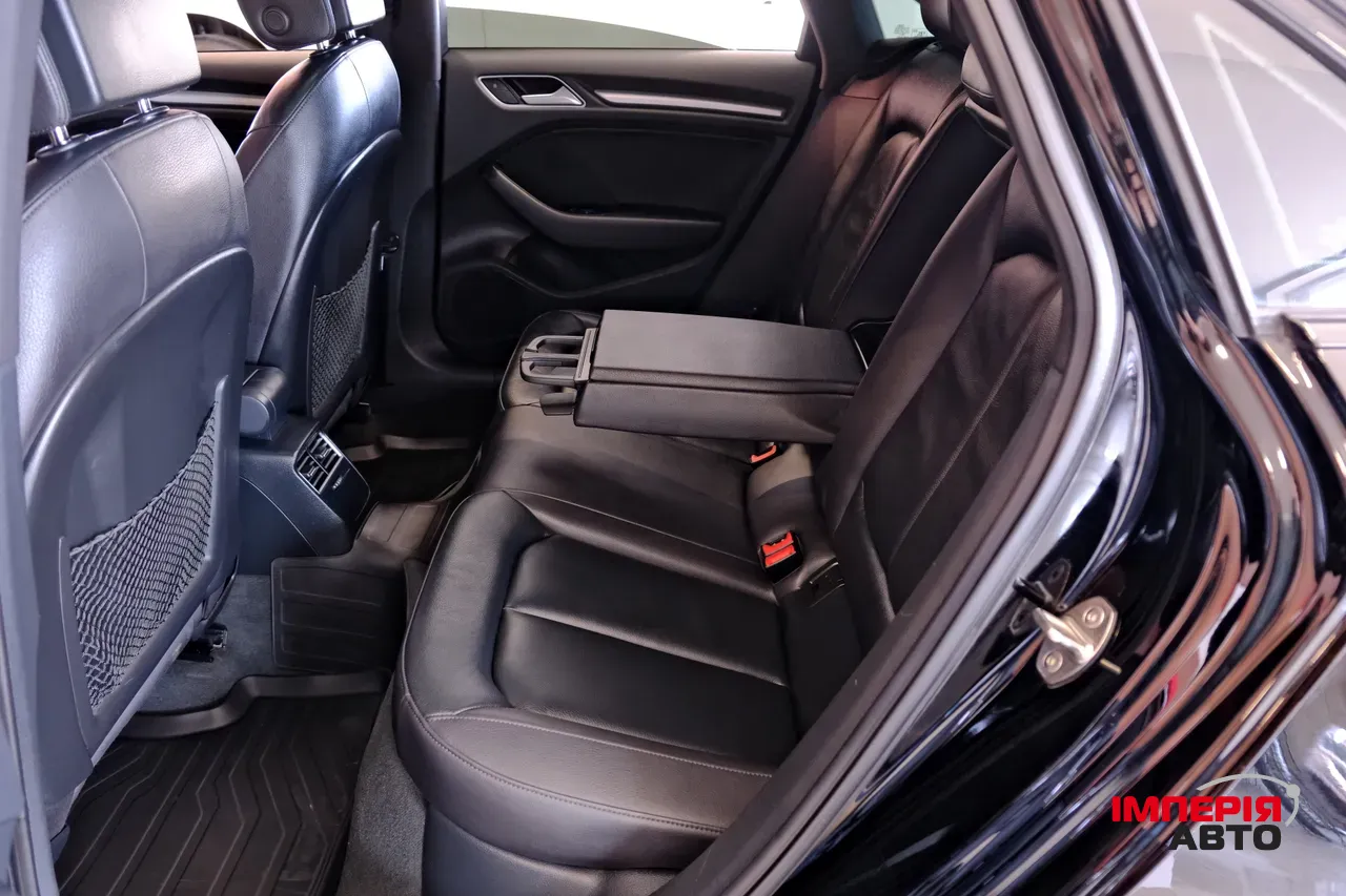 Audi A3 - фото 8