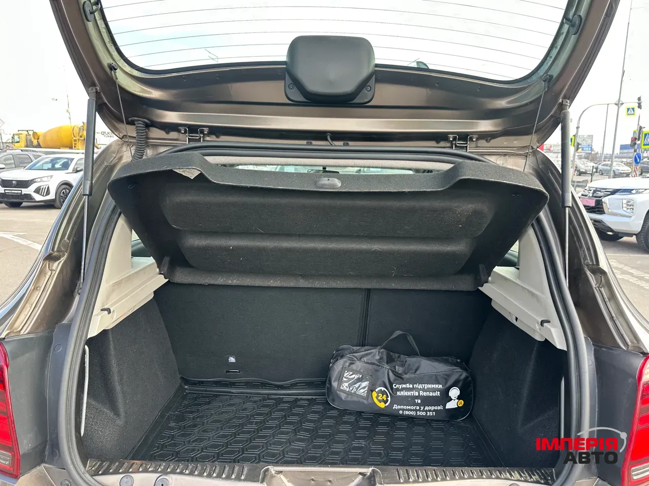 Renault Sandero - фото 9