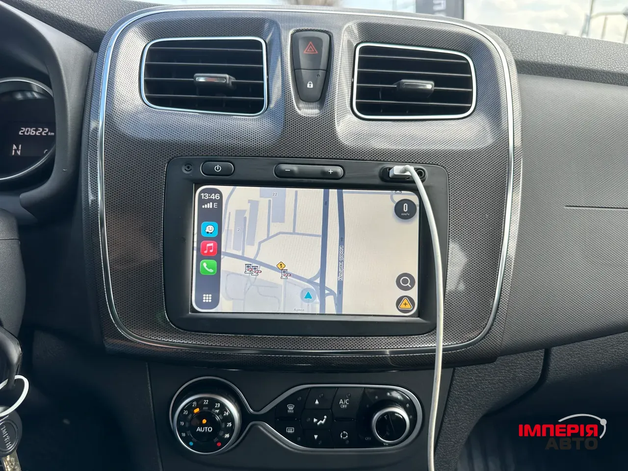 Renault Sandero - фото 20