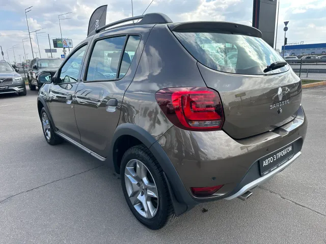 Renault Sandero - фото 5