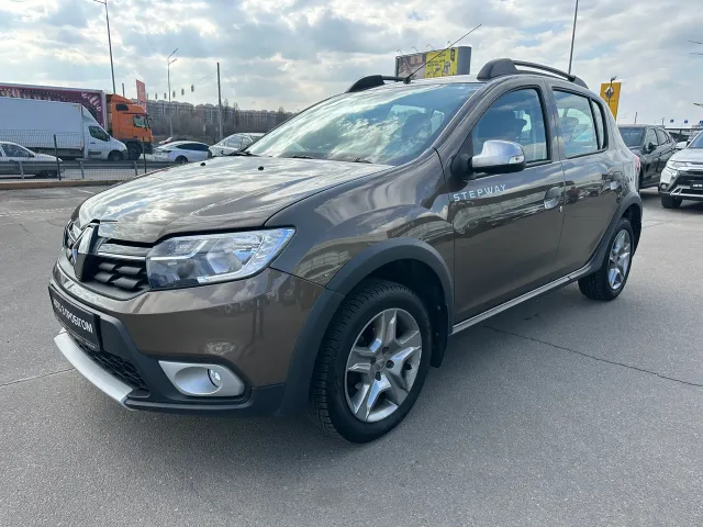 Renault Sandero - фото 3