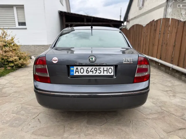 Skoda Superb - фото 5