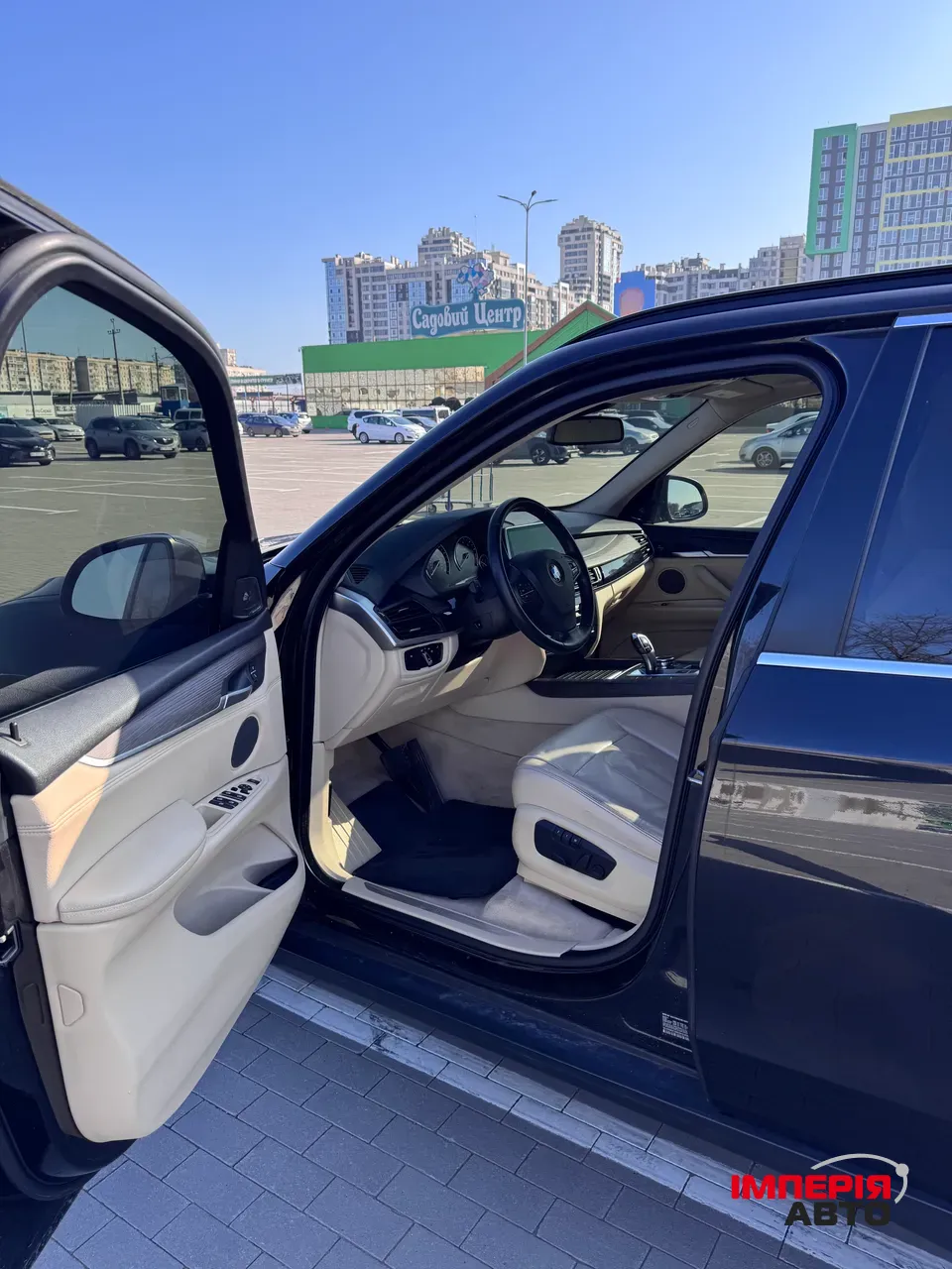 BMW X5 - фото 12