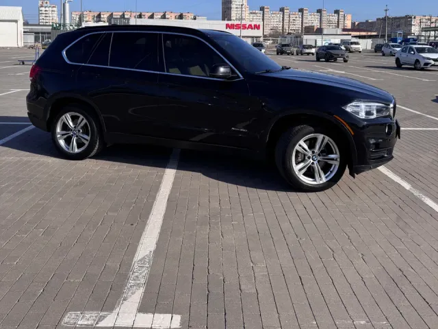 BMW X5 - фото 2