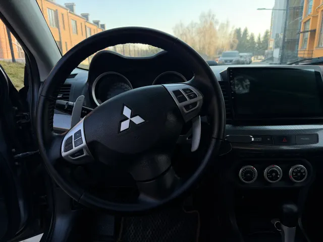 Mitsubishi Lancer - фото 5