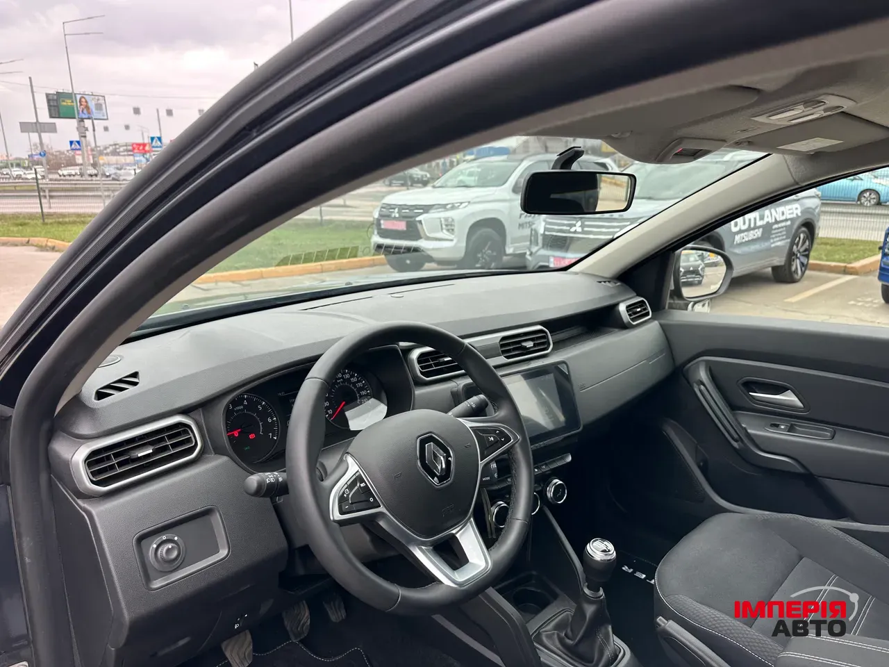 Renault Duster - фото 12