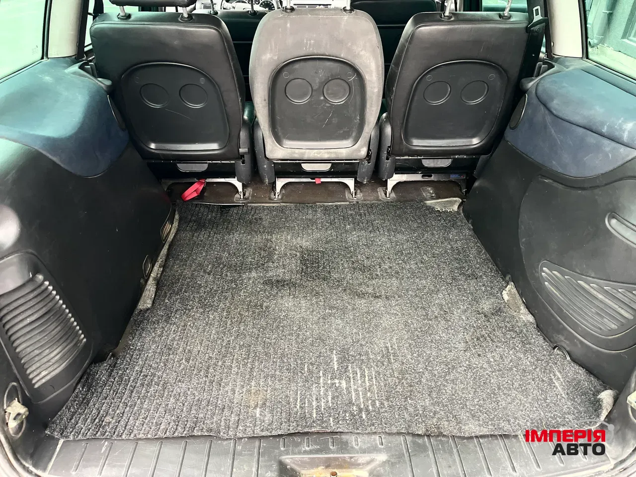 Ford Galaxy - фото 13