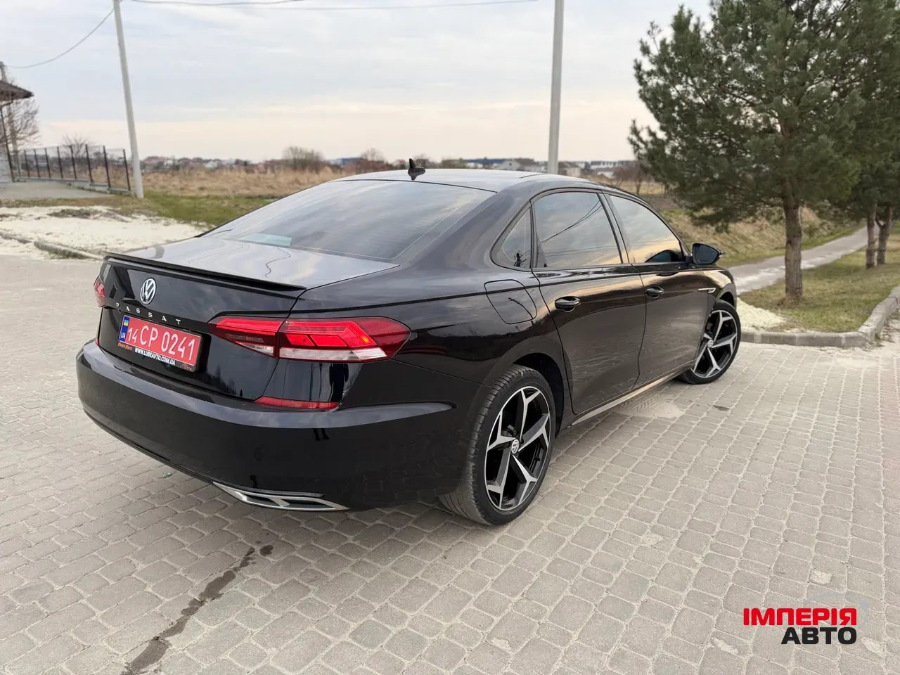 Volkswagen Passat - фото 9