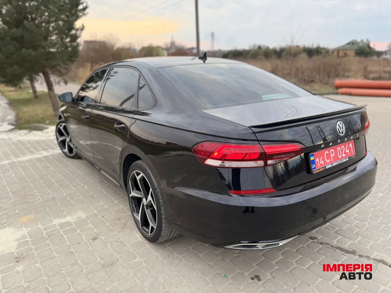 Volkswagen Passat - фото 14