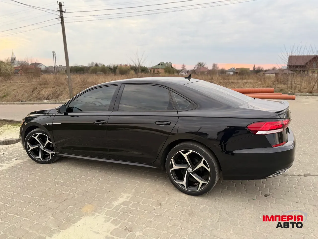 Volkswagen Passat - фото 15