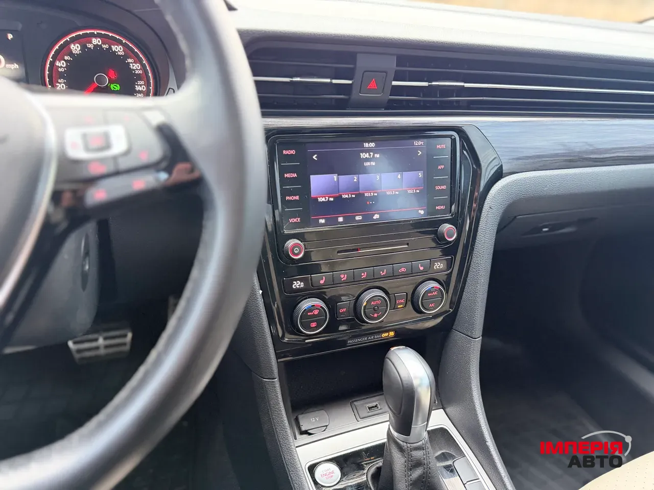 Volkswagen Passat - фото 24