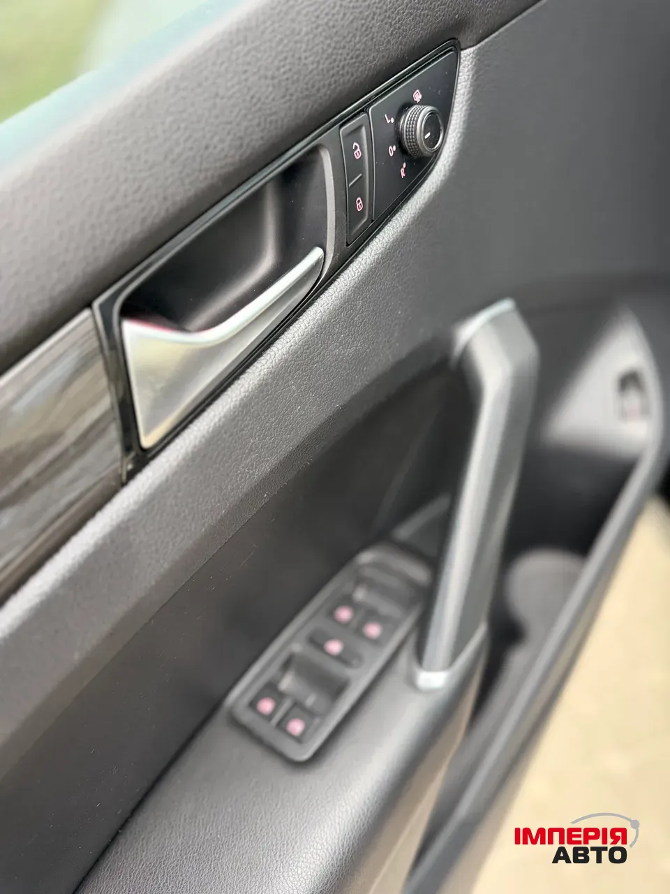 Volkswagen Passat - фото 20