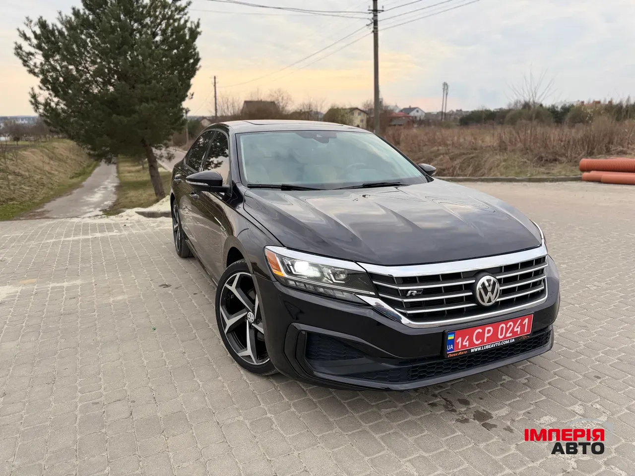 Volkswagen Passat - фото 5