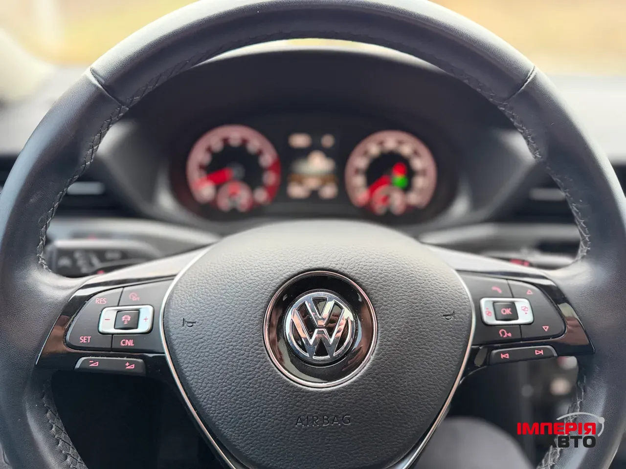 Volkswagen Passat - фото 22