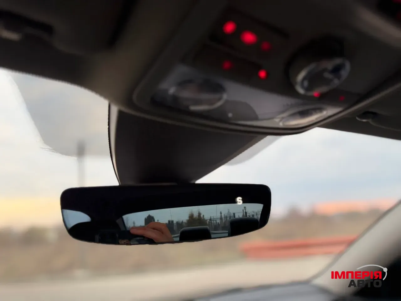 Volkswagen Passat - фото 25