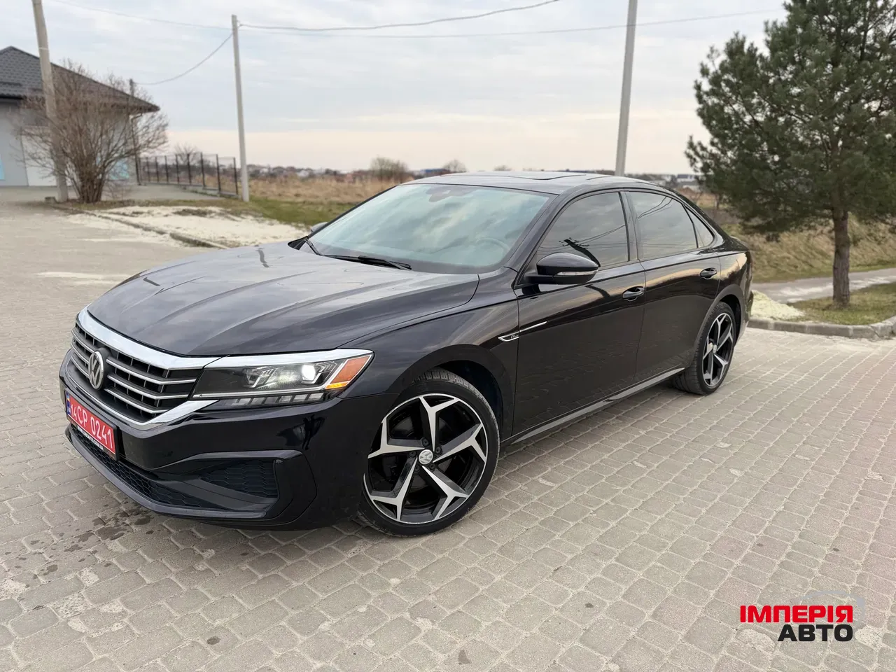 Volkswagen Passat - фото 4
