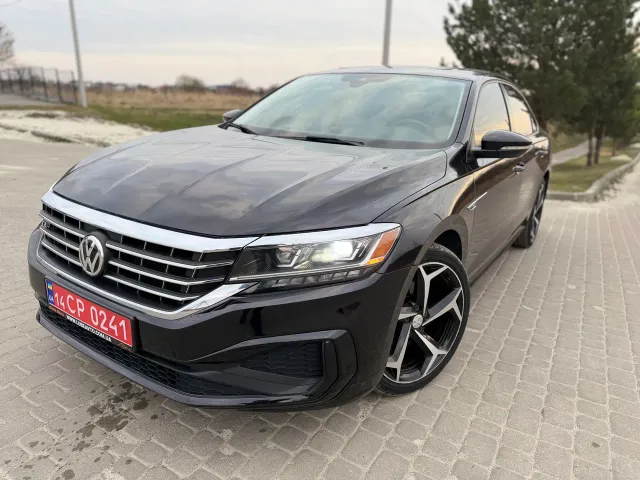 Volkswagen Passat - фото 1
