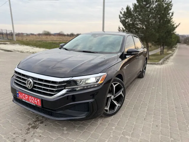 Volkswagen Passat - фото 2
