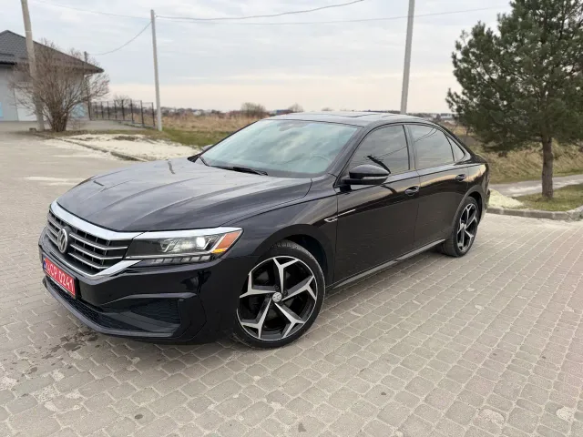 Volkswagen Passat - фото 4