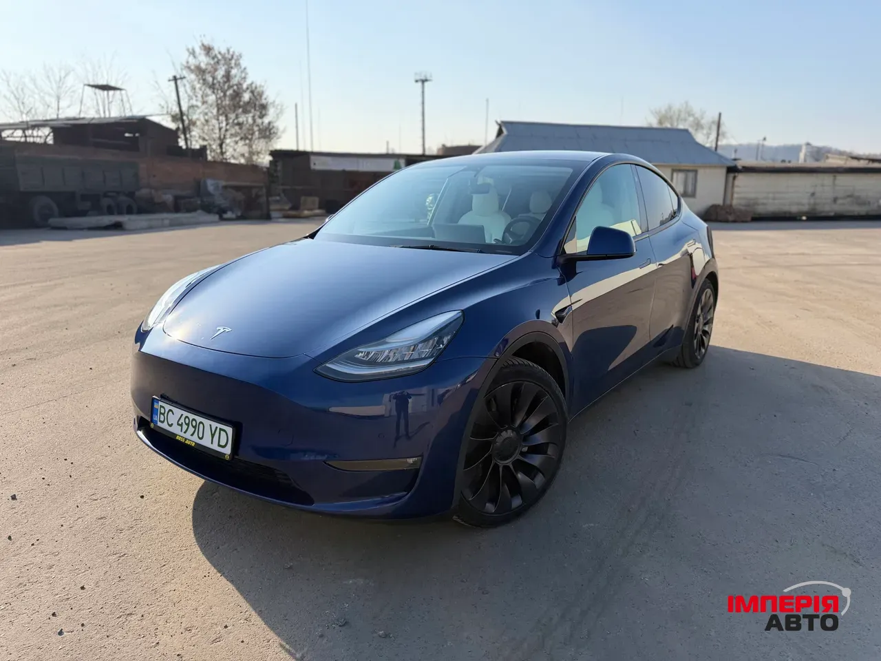 Tesla Model Y - фото 1