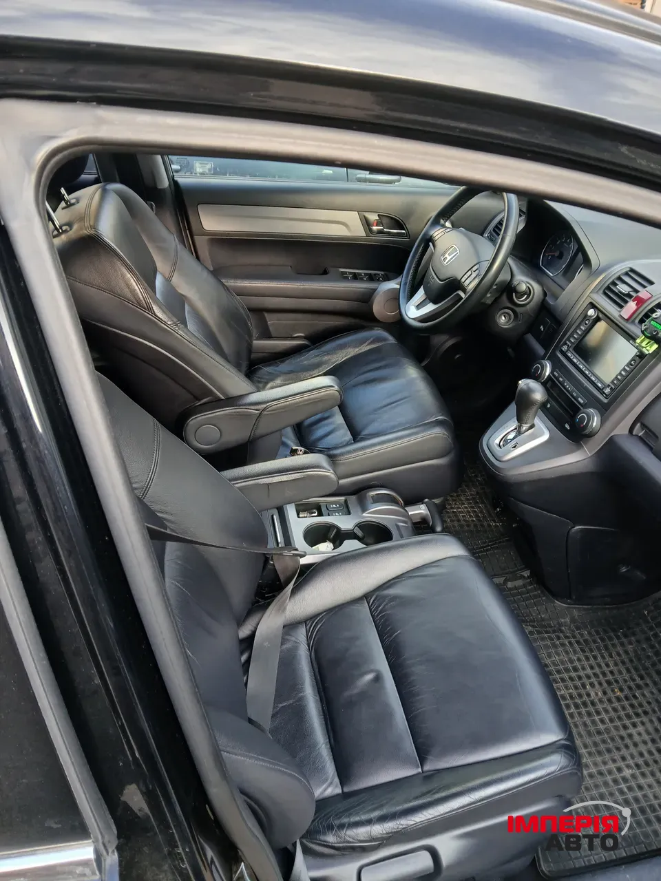 Honda CR-V - фото 8