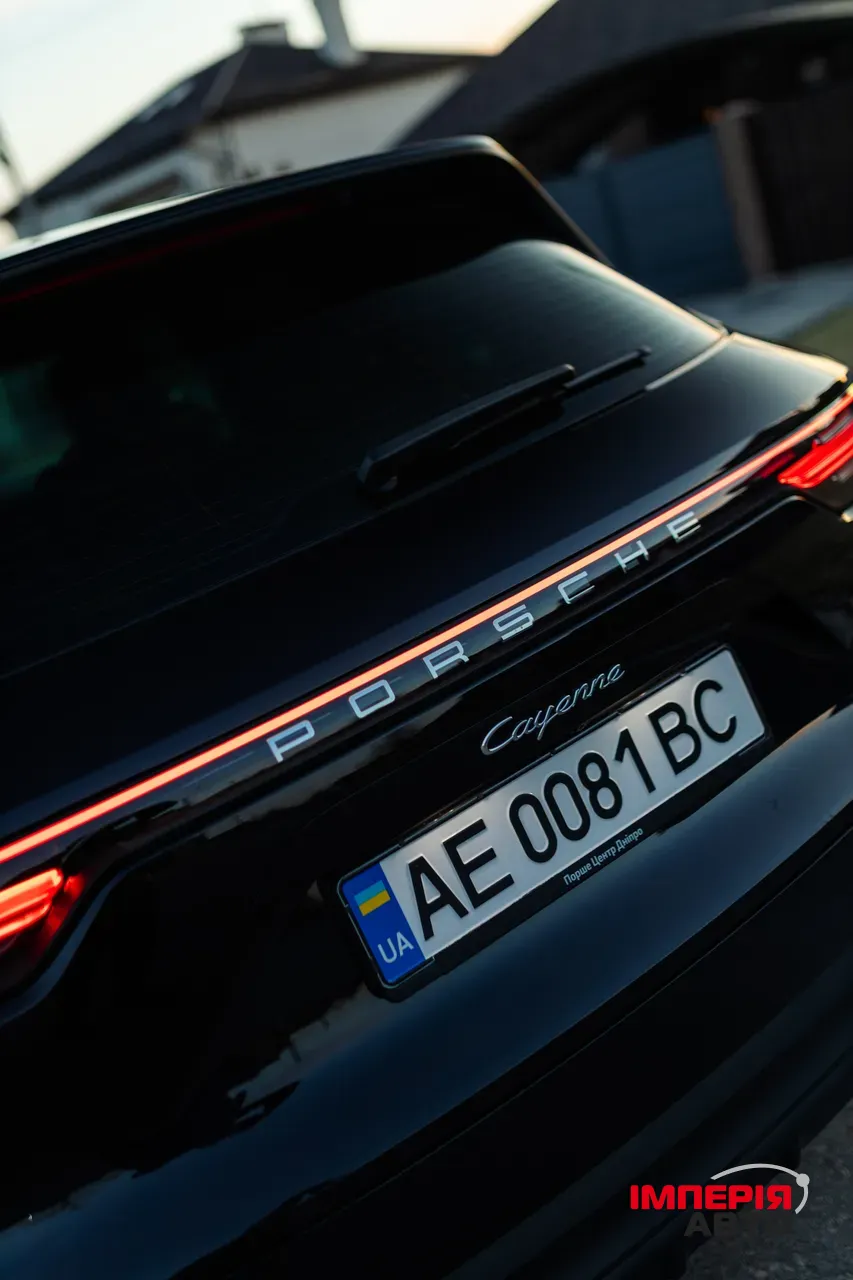 Porsche Cayenne - фото 10