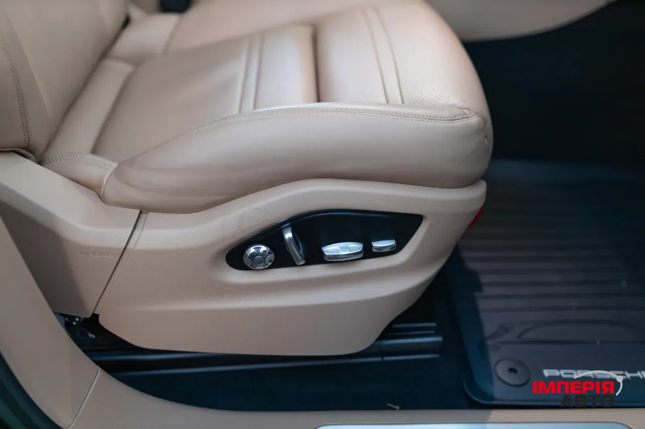 Porsche Cayenne - фото 15