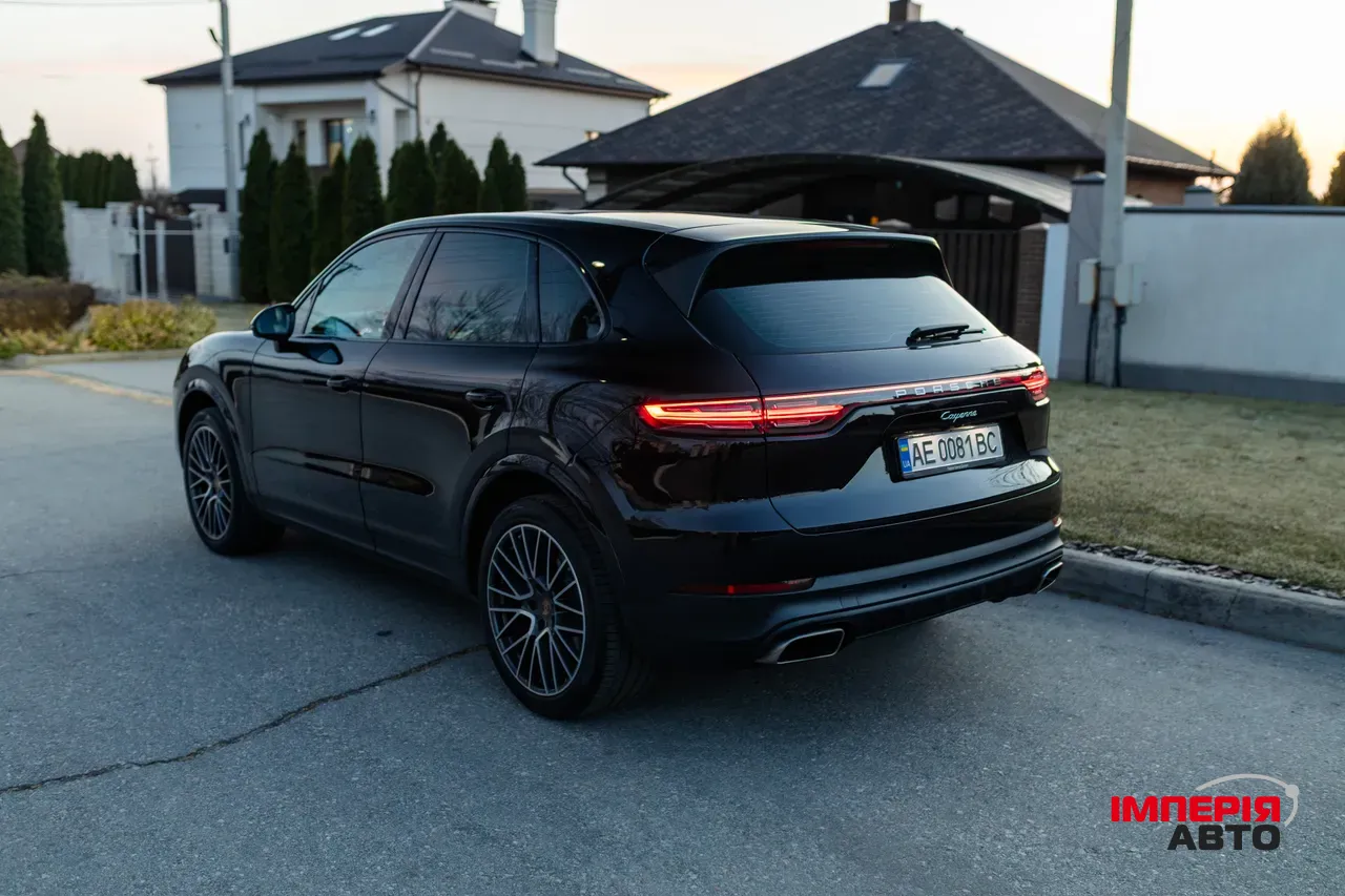 Porsche Cayenne - фото 48