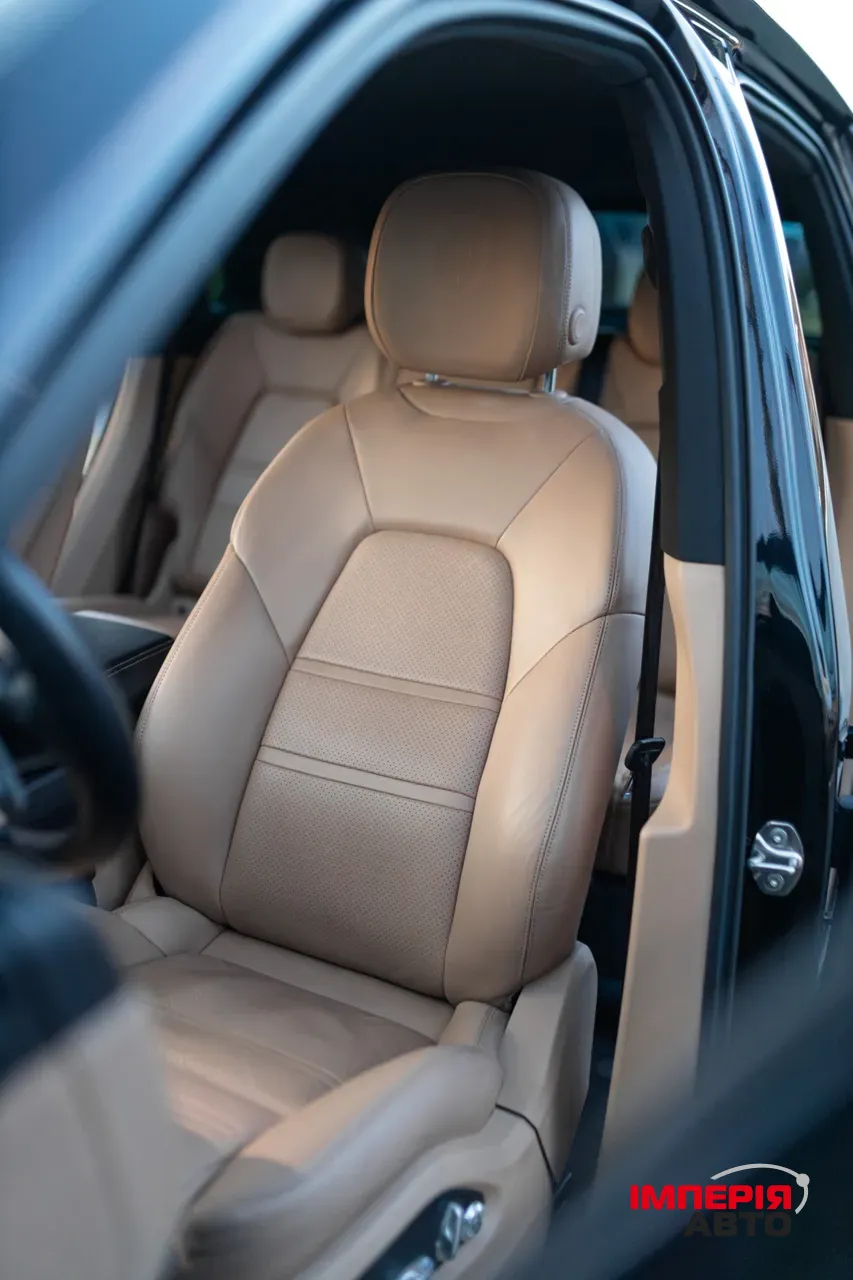 Porsche Cayenne - фото 37