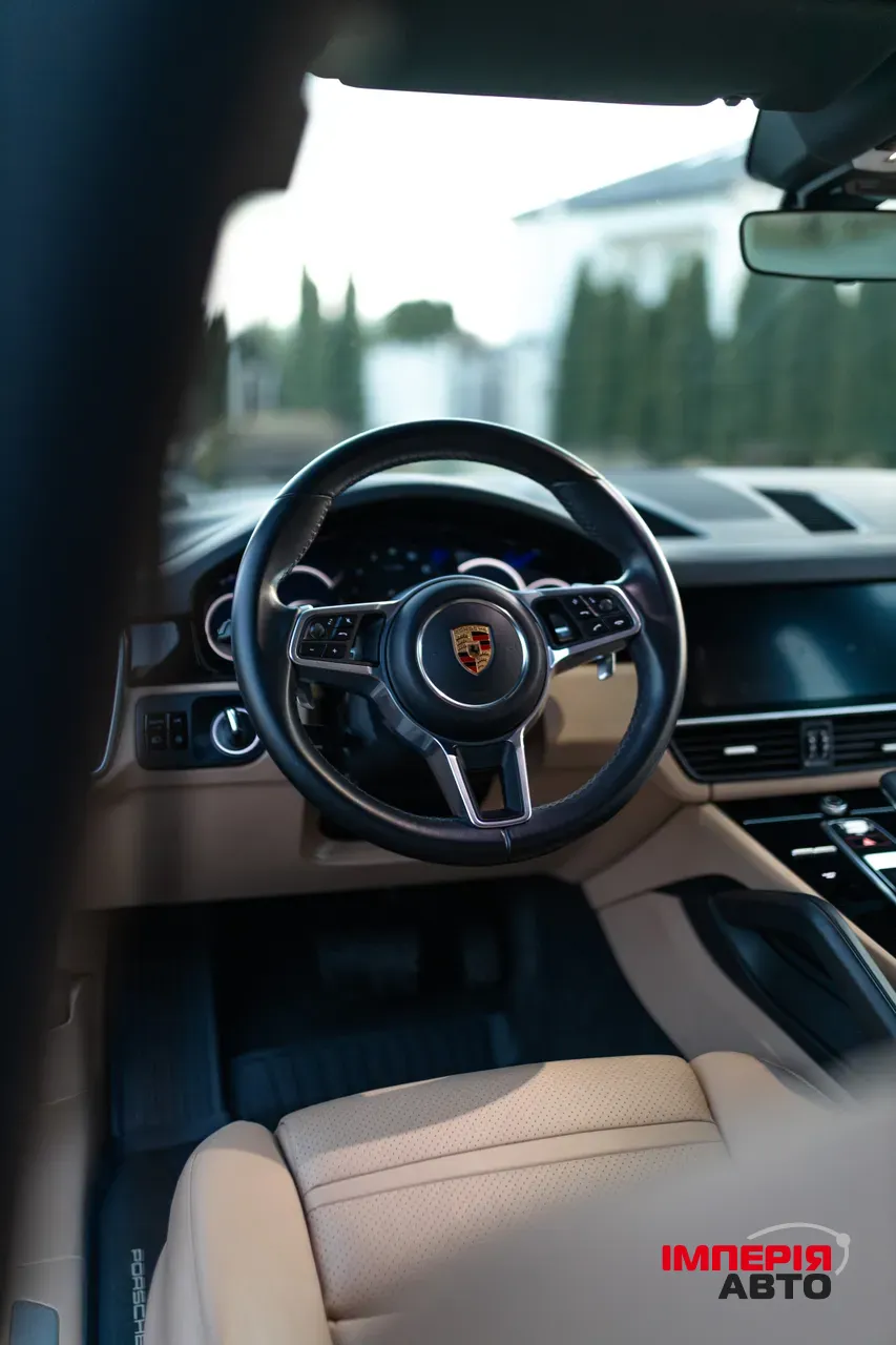 Porsche Cayenne - фото 25