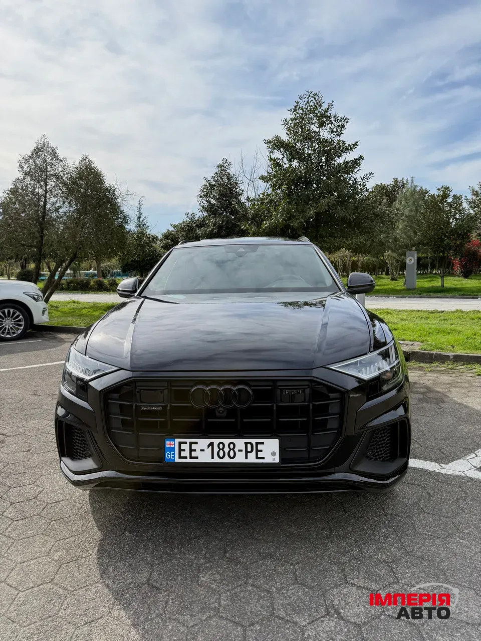 Audi Q8 - фото 7